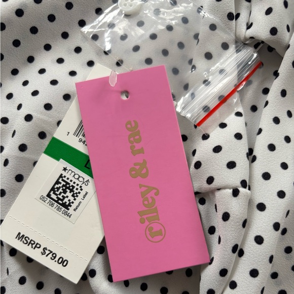 NWT Riley & Rae Blouse - Picture 4 of 4